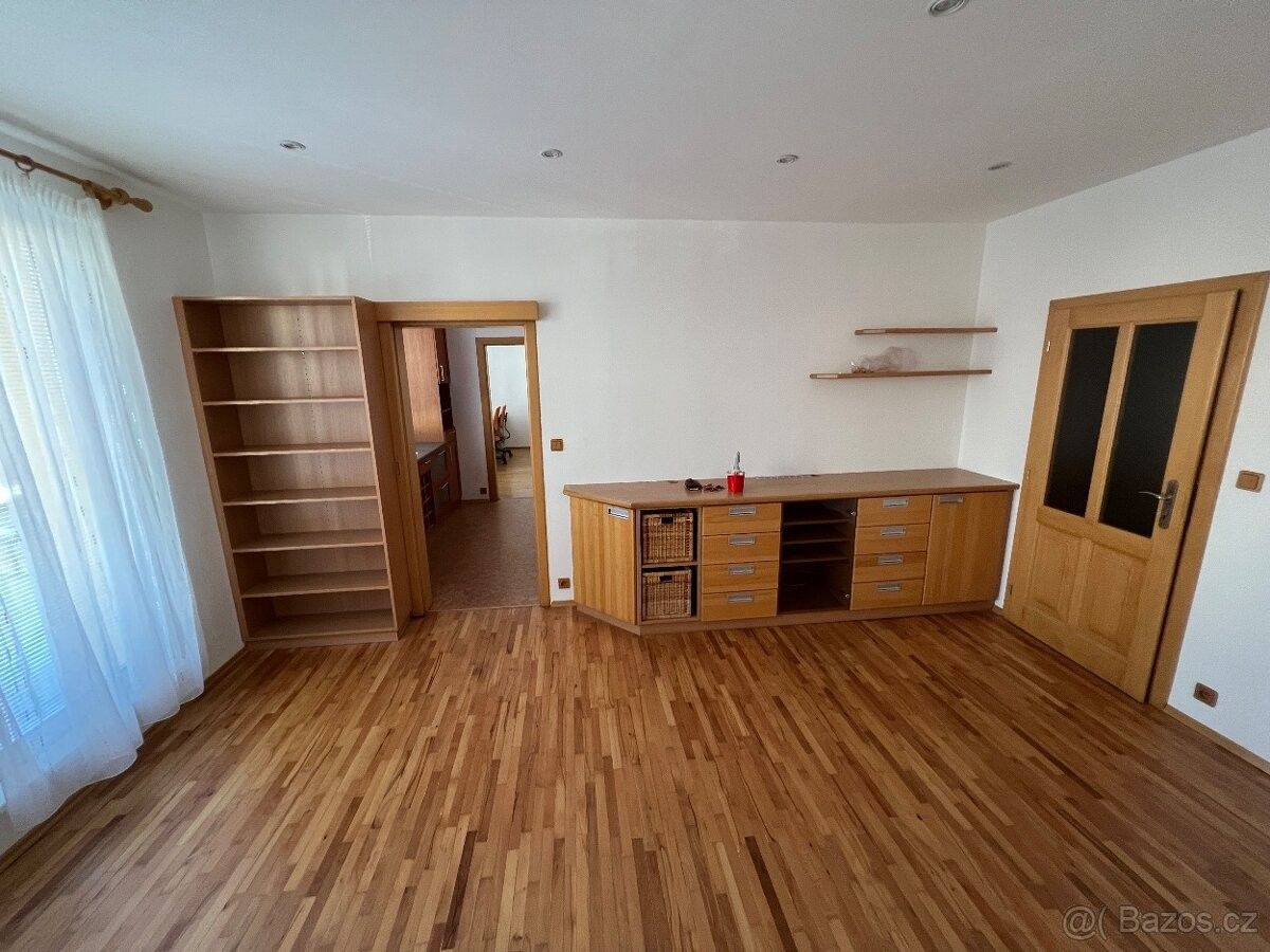 Byty, Kaplice, 382 41