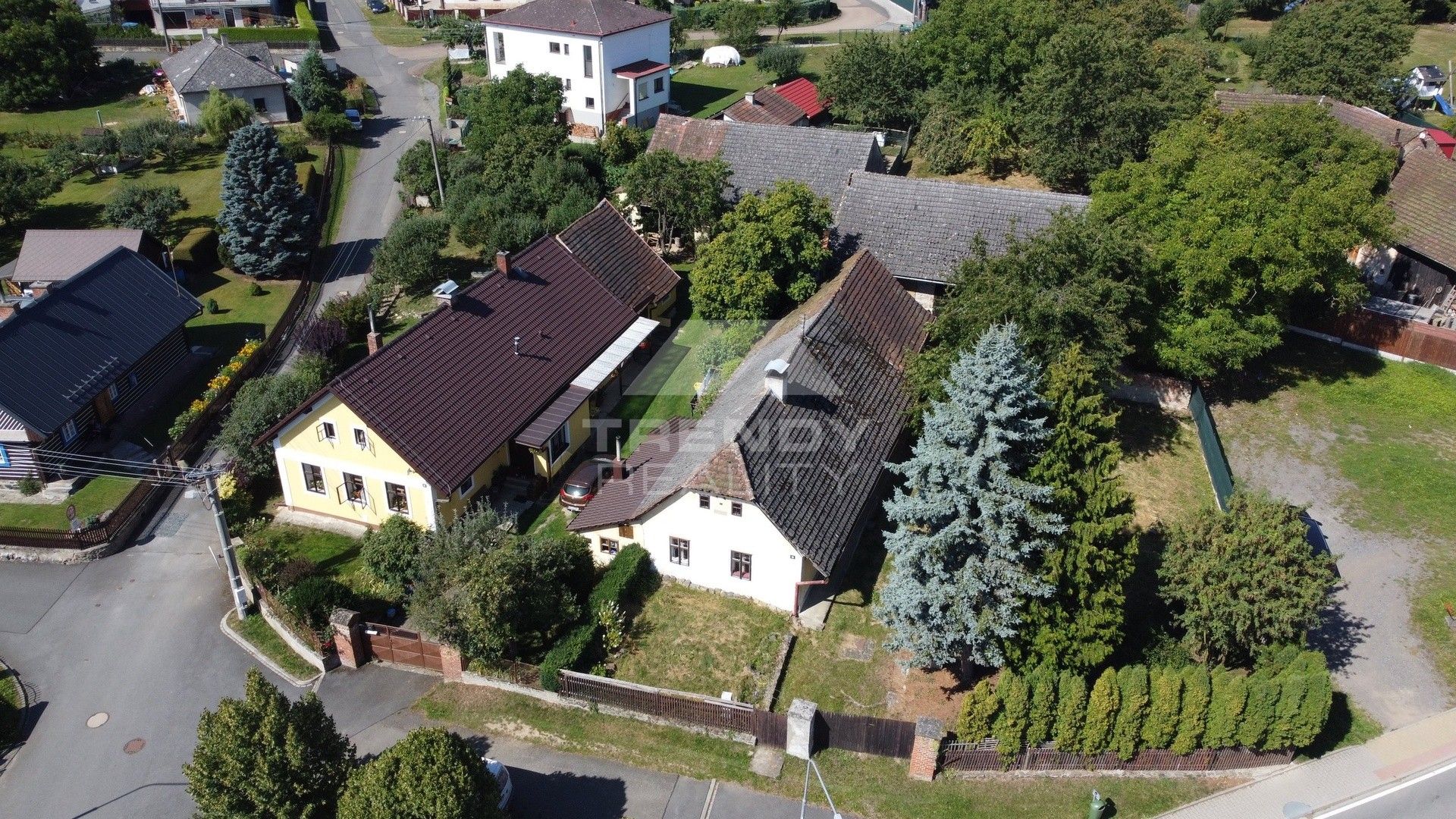 Chalupy, Letiny, 569 m²