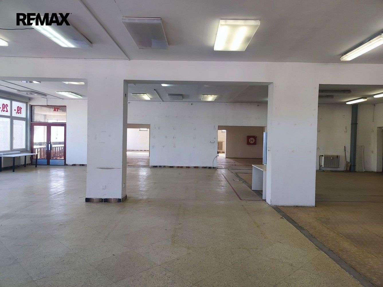 Obchodní prostory · 556 m² · Slatiňany, okres Chrudim, Pardubický kraj - 3