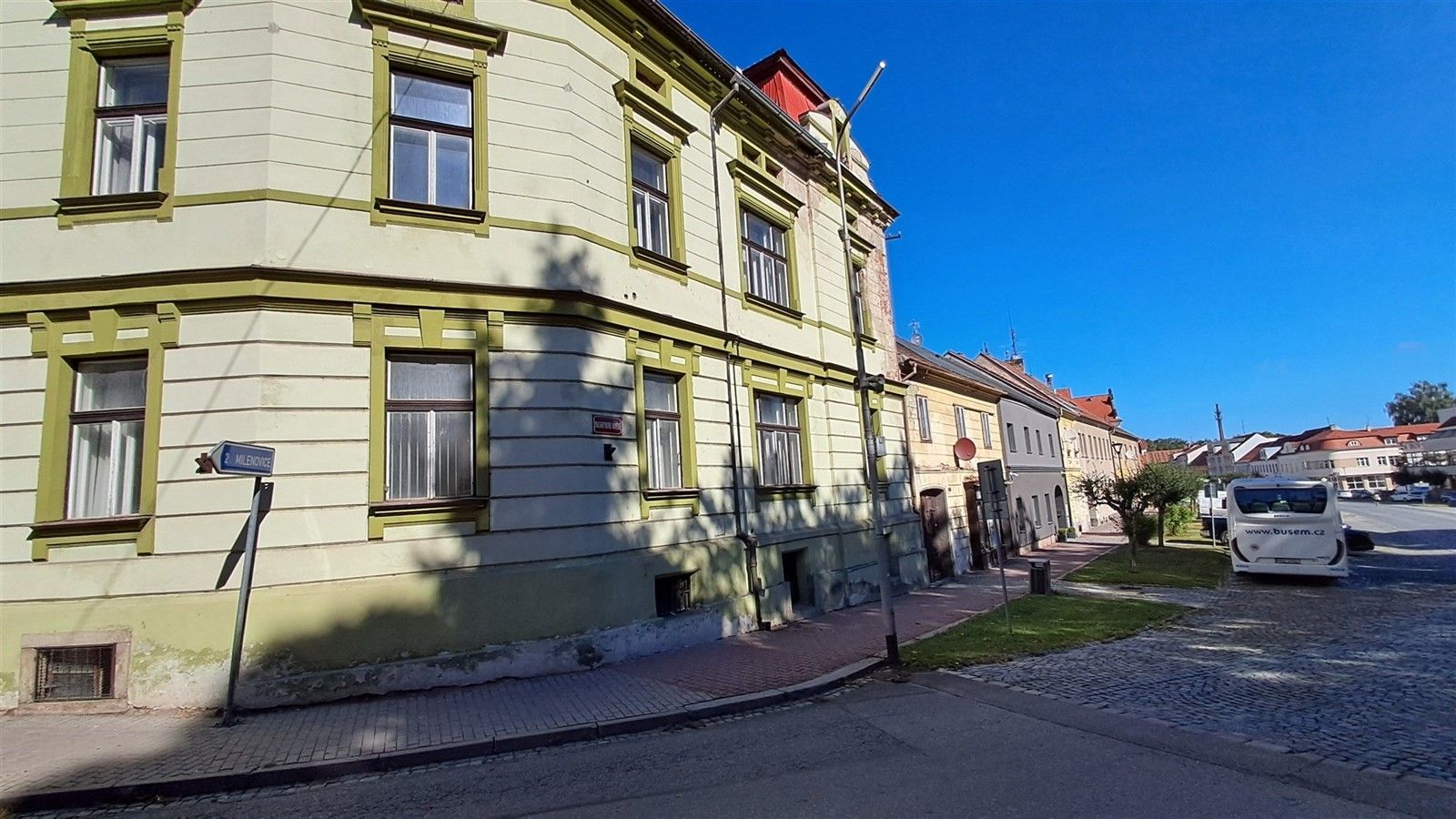 Činžovní domy, Zámecká 42, Protivín, 1 099 m²