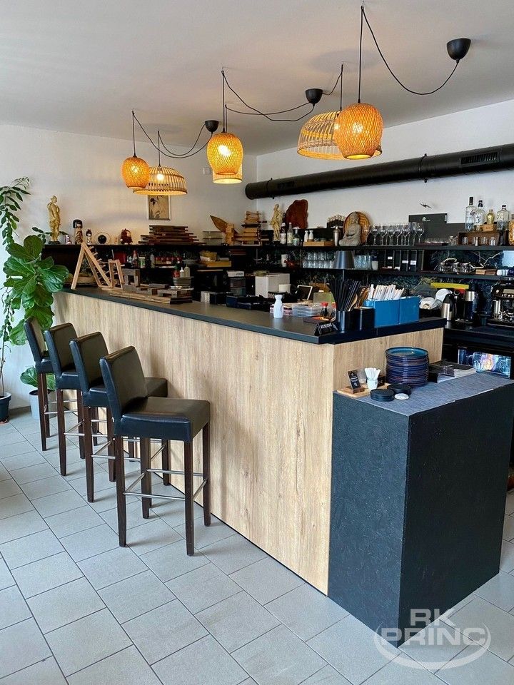 Restaurace, Rašínovo nábřeží, Praha, 86 m²