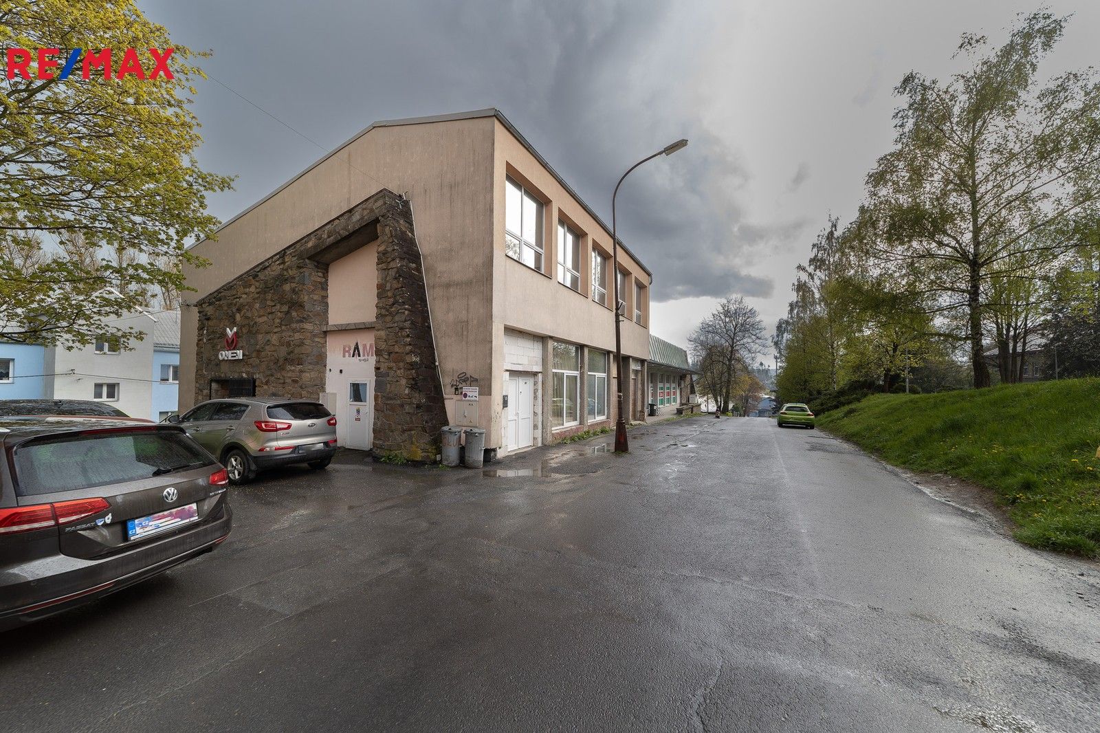 Prodej obchodní prostory - Osvobození, Břidličná, 140 m²