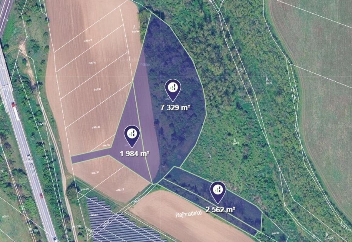 Lesy, Vojkovice, 1 979 m²