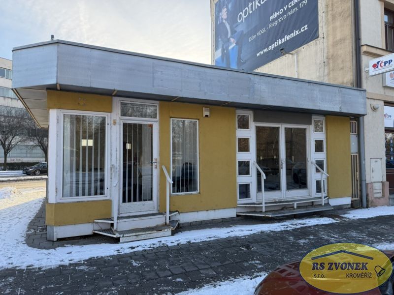 Pronájem obchodní prostory - Kroměříž, 65 m²