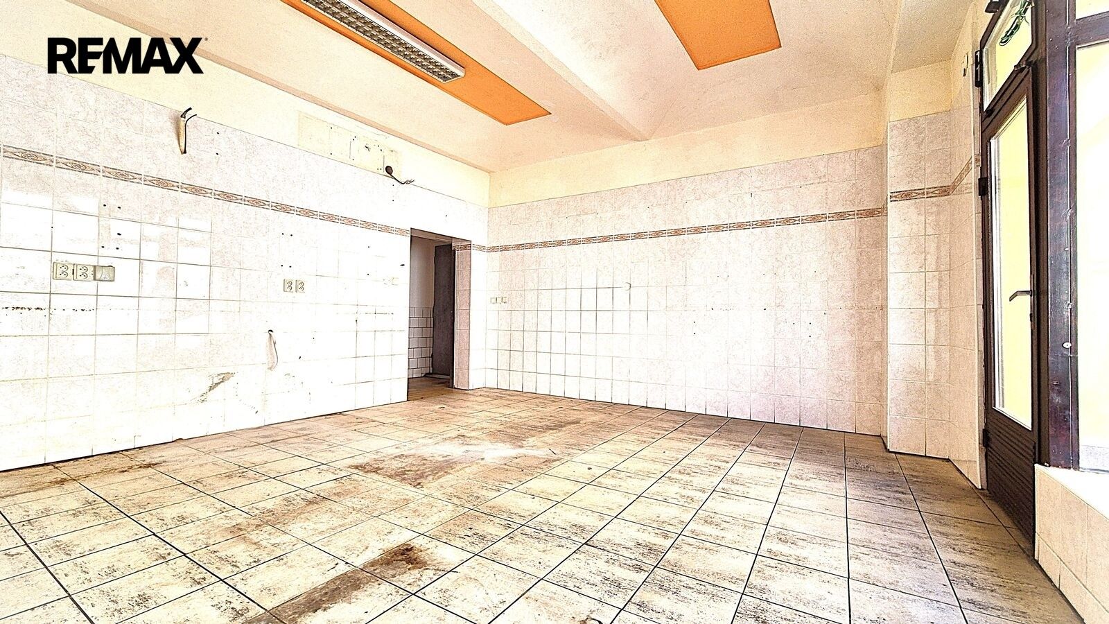 Restaurace · 70 m² · Česká 156, Louny - 3