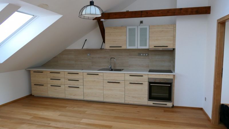 3+kk, Husovo náměstí, Náchod, 54 m²