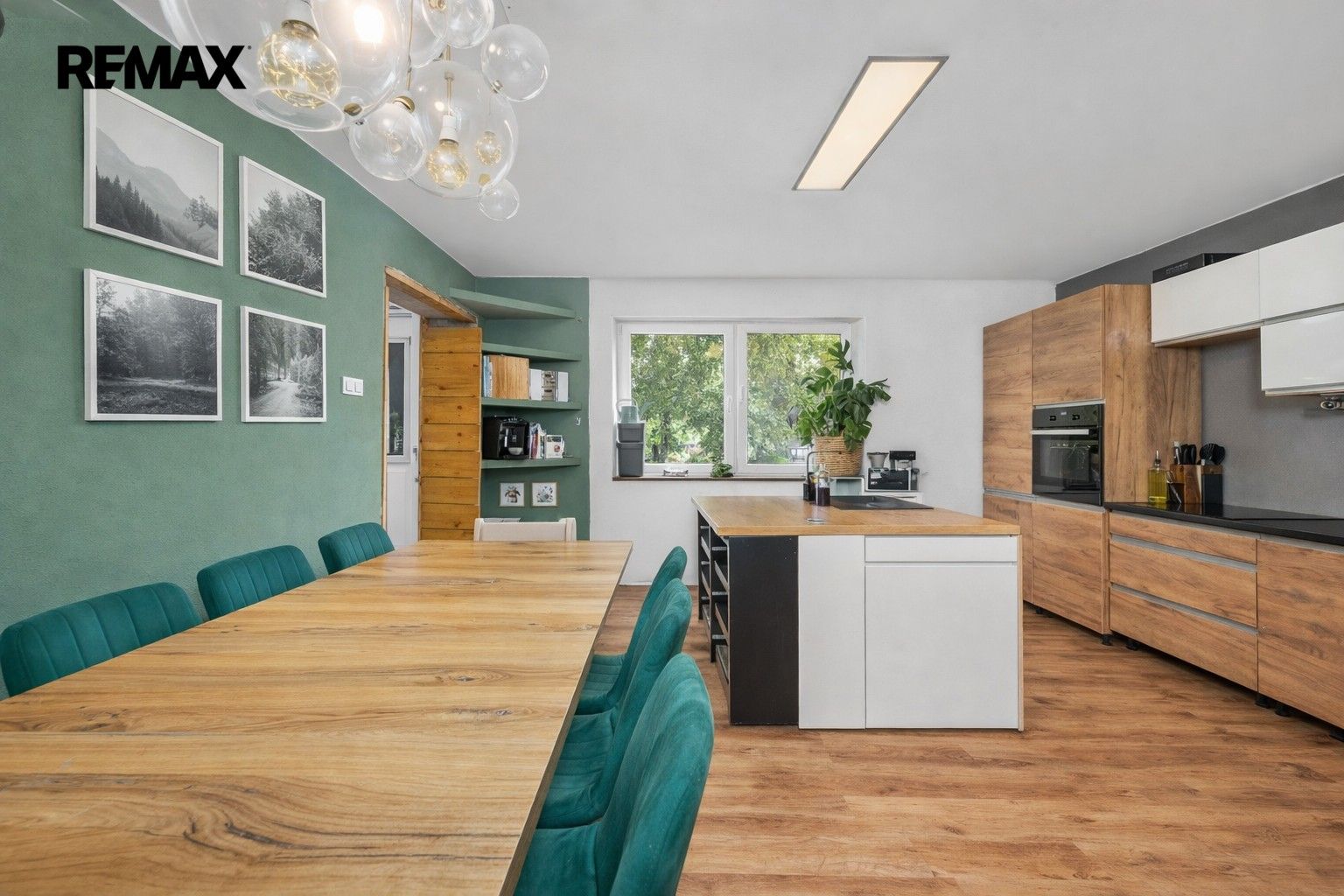 Prodej rodinný dům - Cehnice, 226 m² - 2