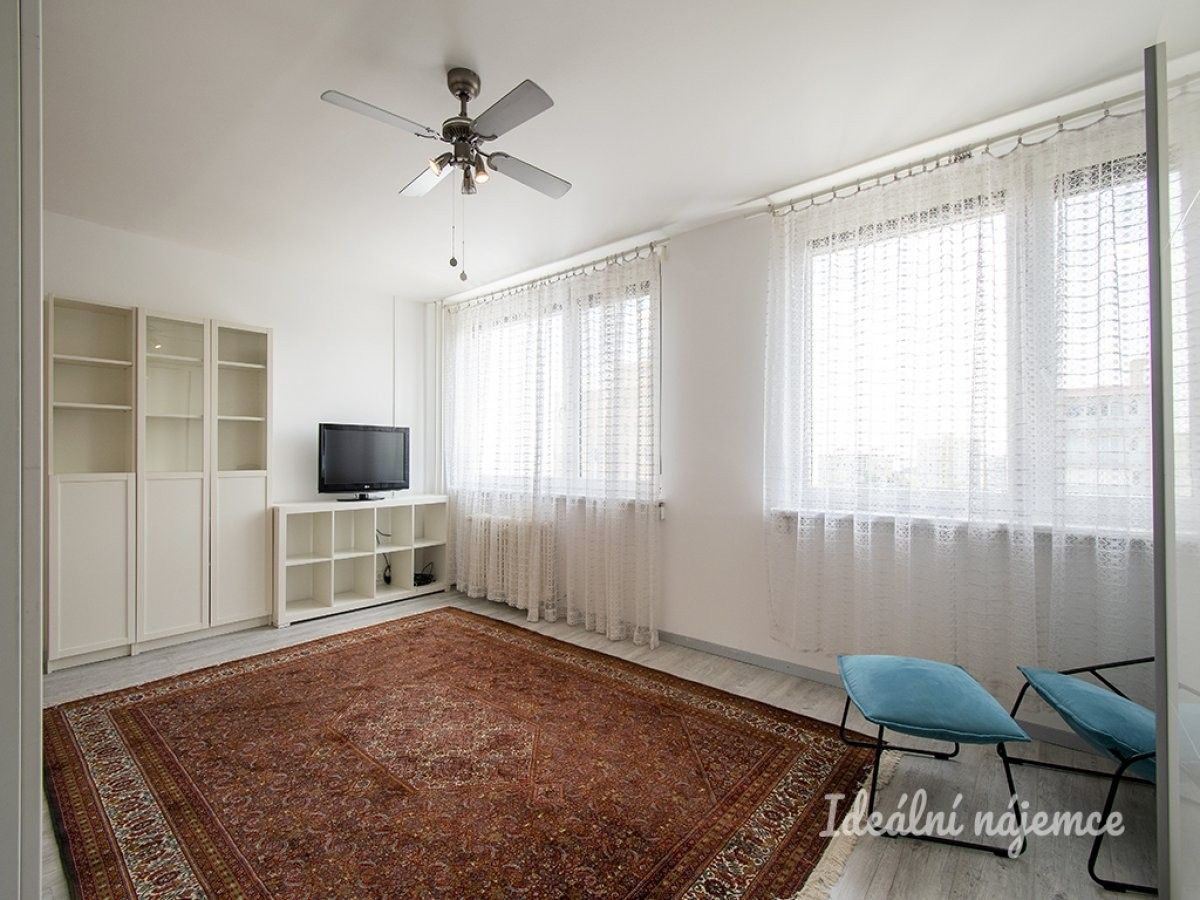 Byt 1+kk · 35 m² · Vondroušova, Praha - 4