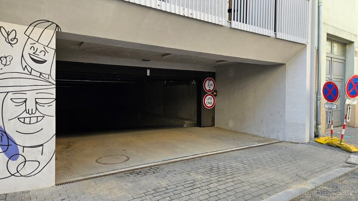 Garáž · Brno, 602 00 - 4