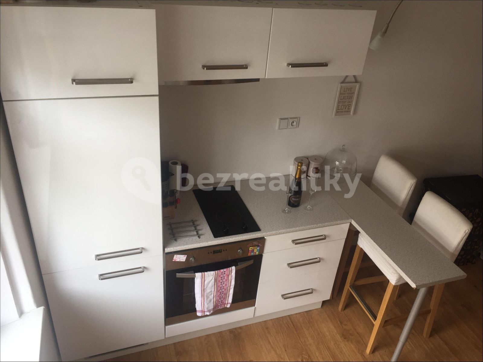 Pronájem byt 1+kk - Ostrovského, Praha - Smíchov, 30 m² - 2