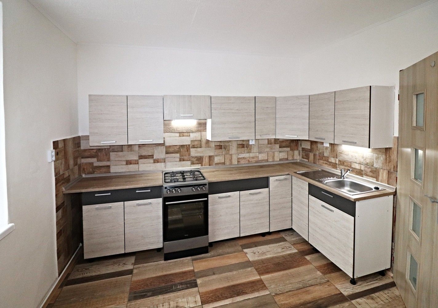 Prodej byt 1+1 - Dvorce, okres Jihlava, Kraj Vysočina, 31 m² - 1