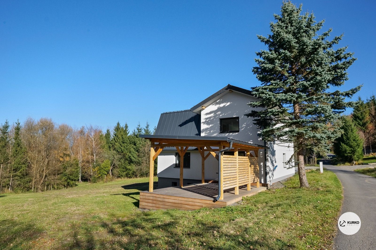 Prodej rodinný dům - Návsí, 200 m²