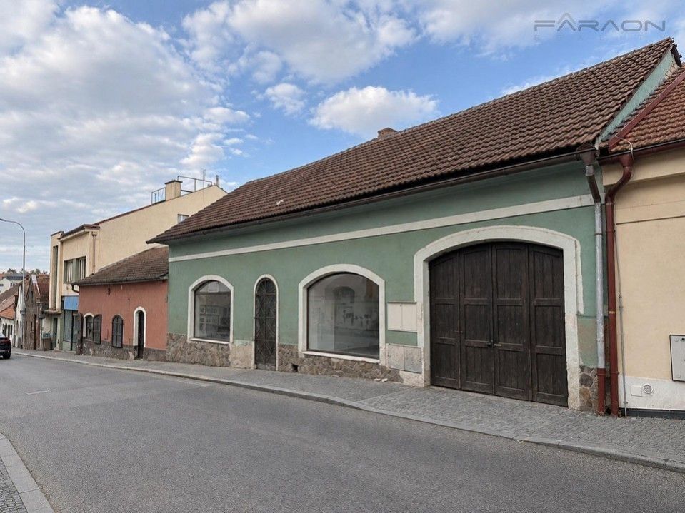 Činžovní dům, 286 m²