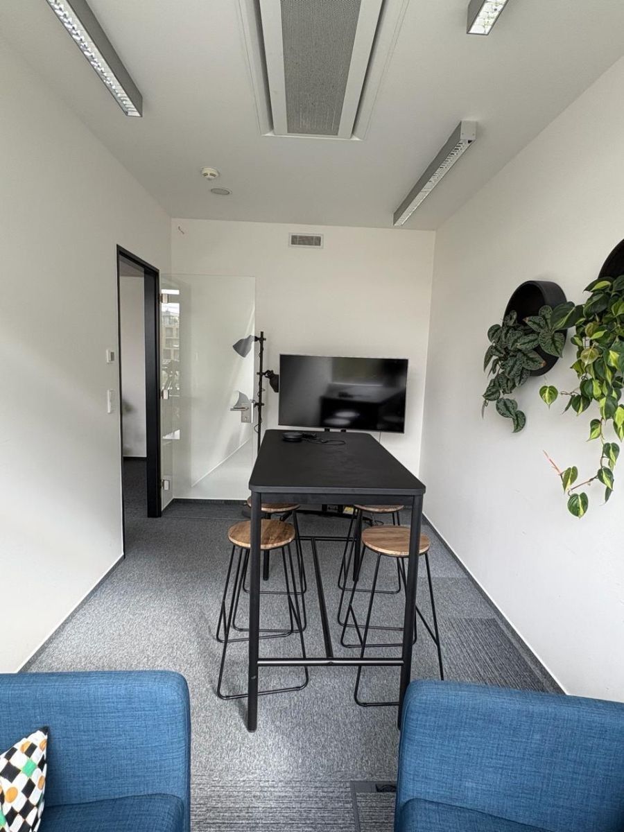 Pronájem kancelář - Voctářova, Praha - Libeň, 182 m² - 5