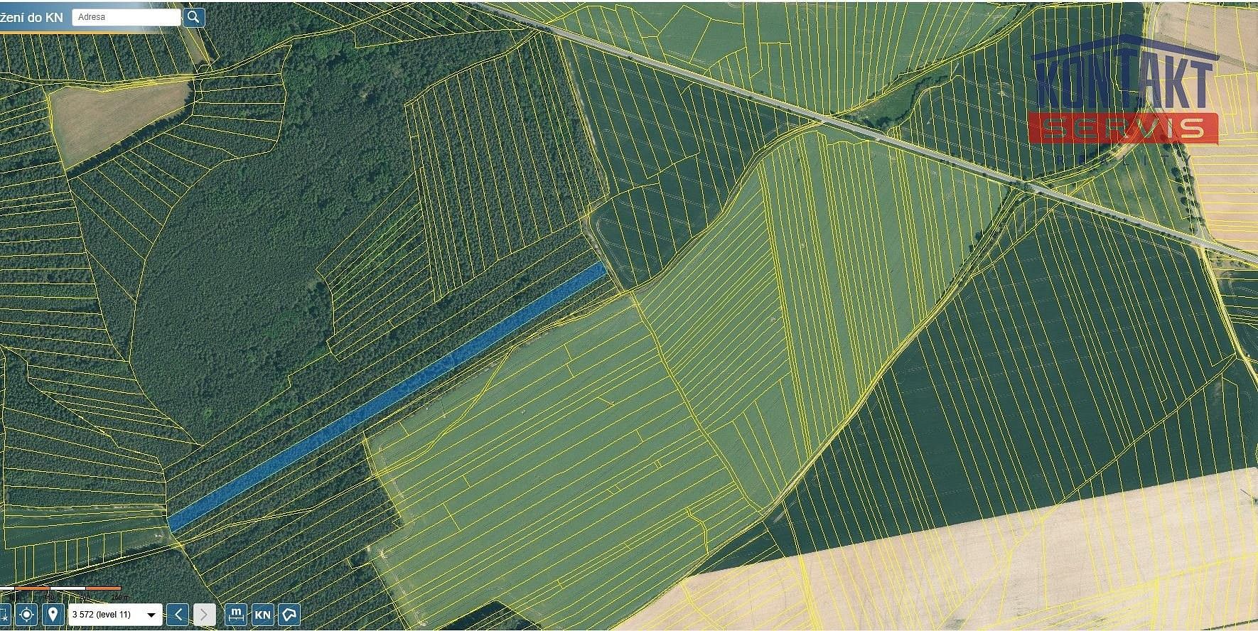 Les, 14 637 m²