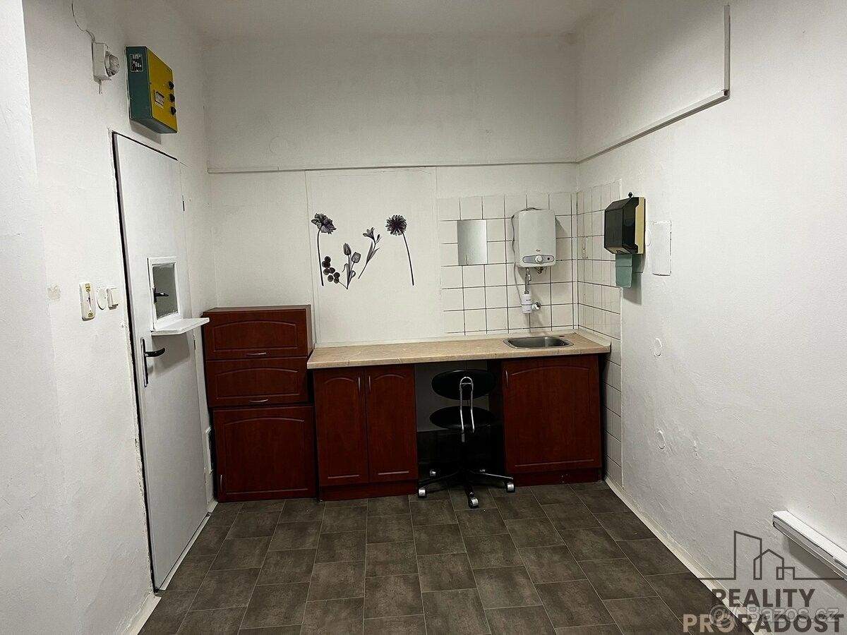 Kanceláře, Bohumín, 735 81