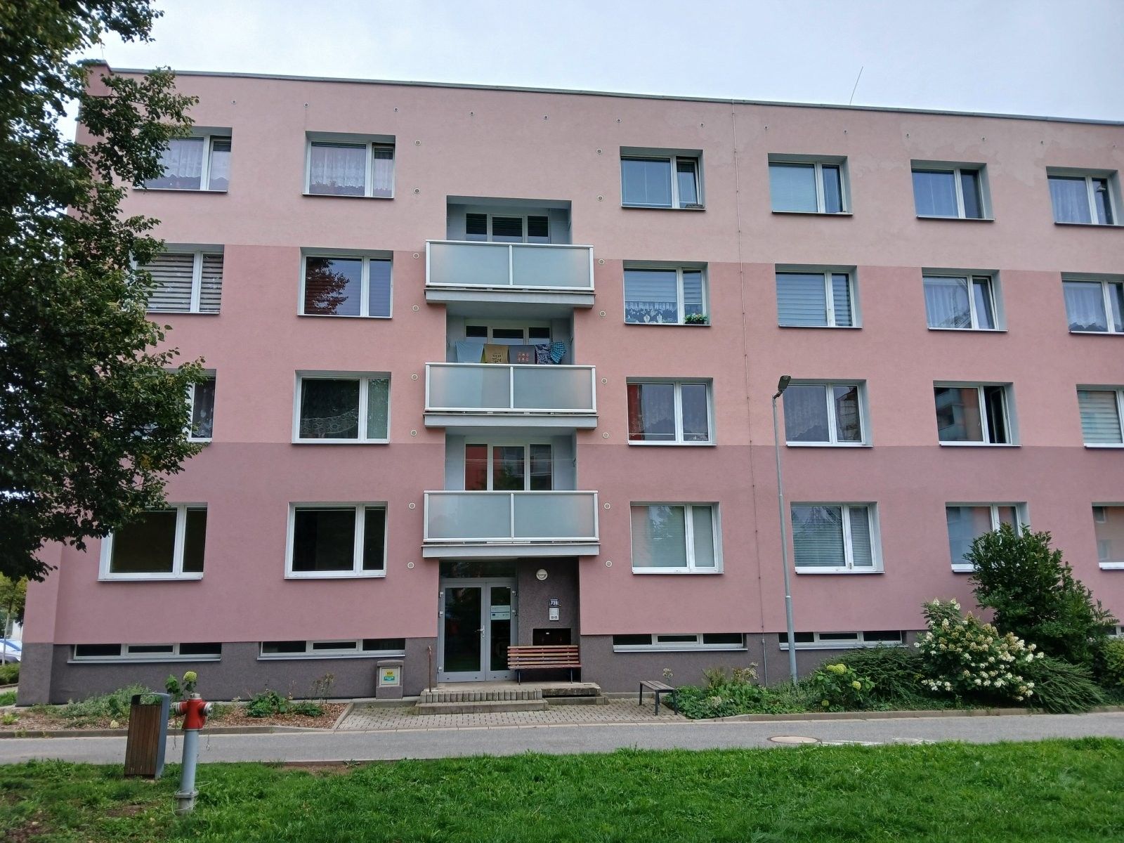 3+1, Horní brána, Hostinné, 70 m² - 1