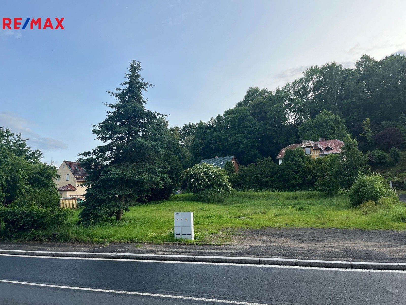 Prodej pozemek pro bydlení - Ostrov, 1 m²