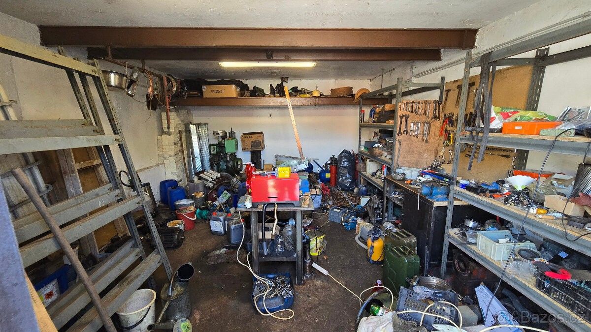 Prodej garáž - Stráž pod Ralskem, 471 27