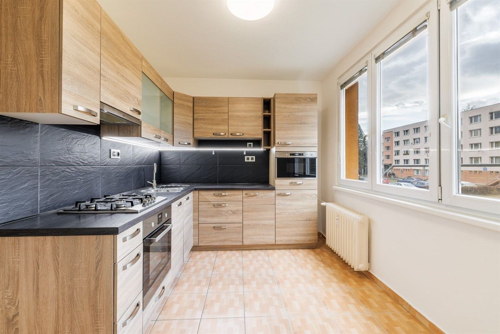 2+1, Nádražní 1088, České Budějovice, 50 m²