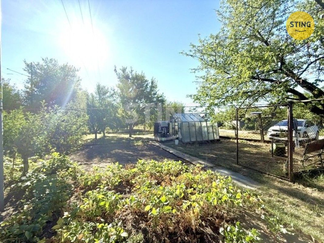 Zahrady, Hodonín, 377 m² - 2