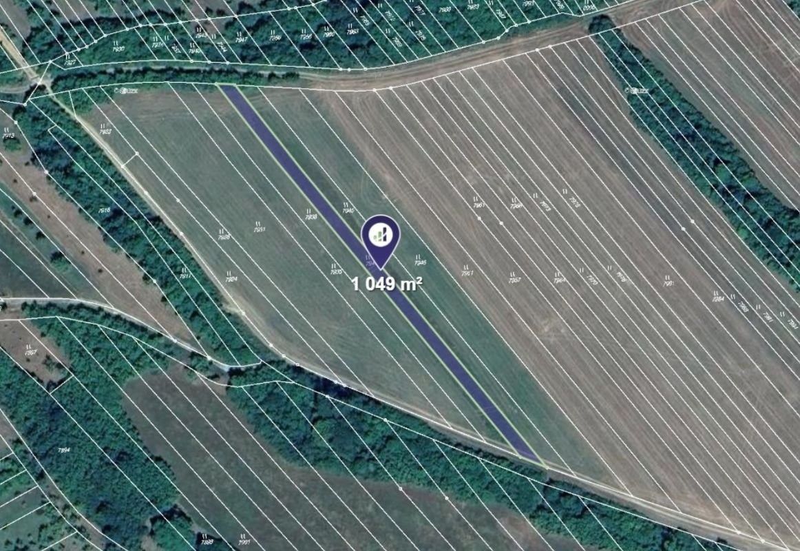 Louky, Javorník, 1 049 m²