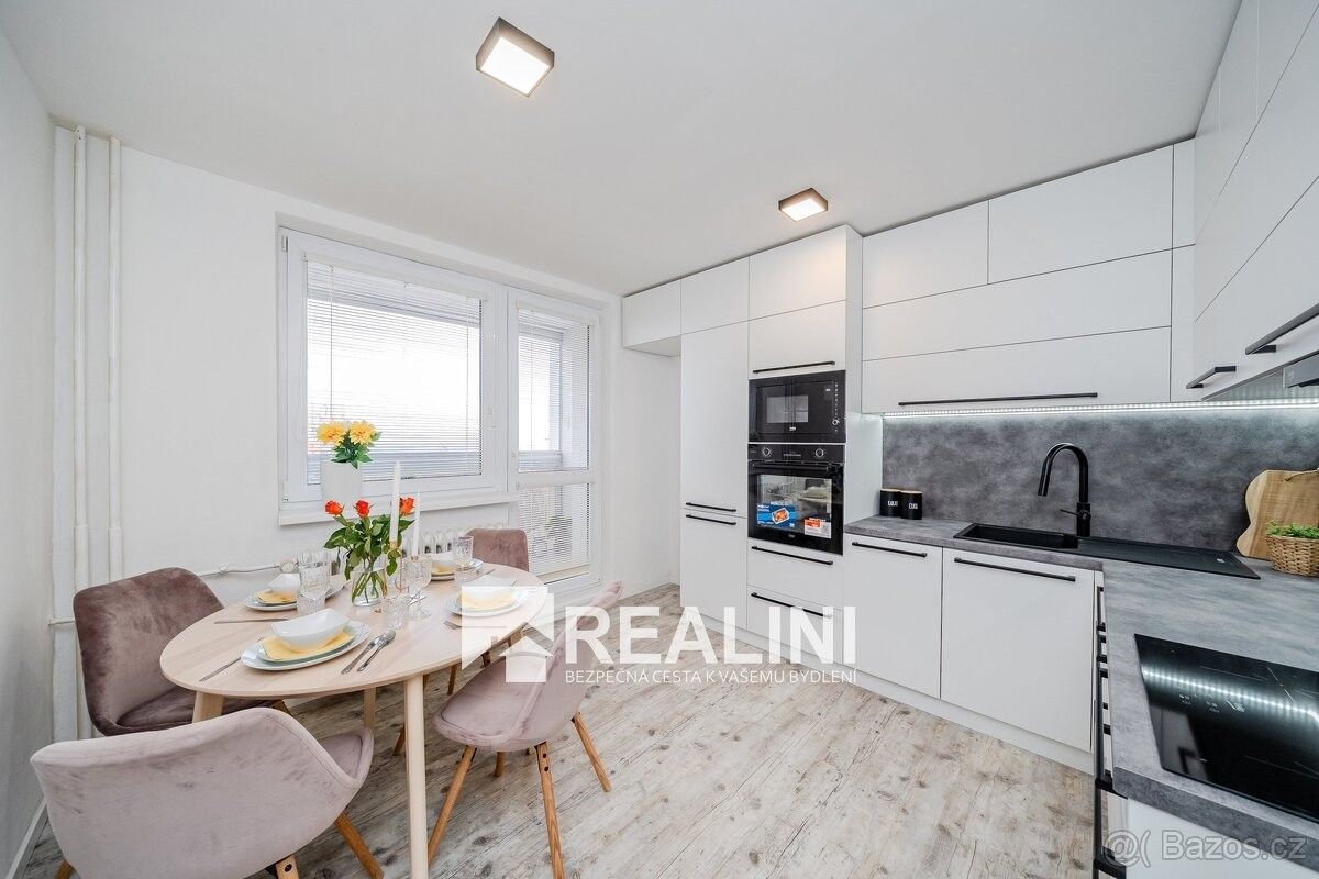 Byty, Orlová, 735 14