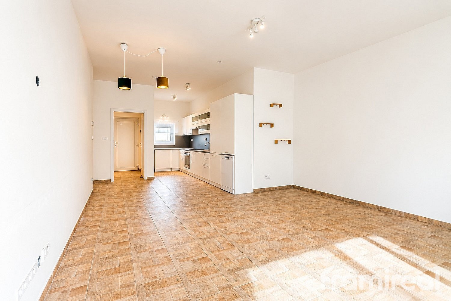 Prodej byt 3+kk - Smutného, Znojmo, 79 m² - 5