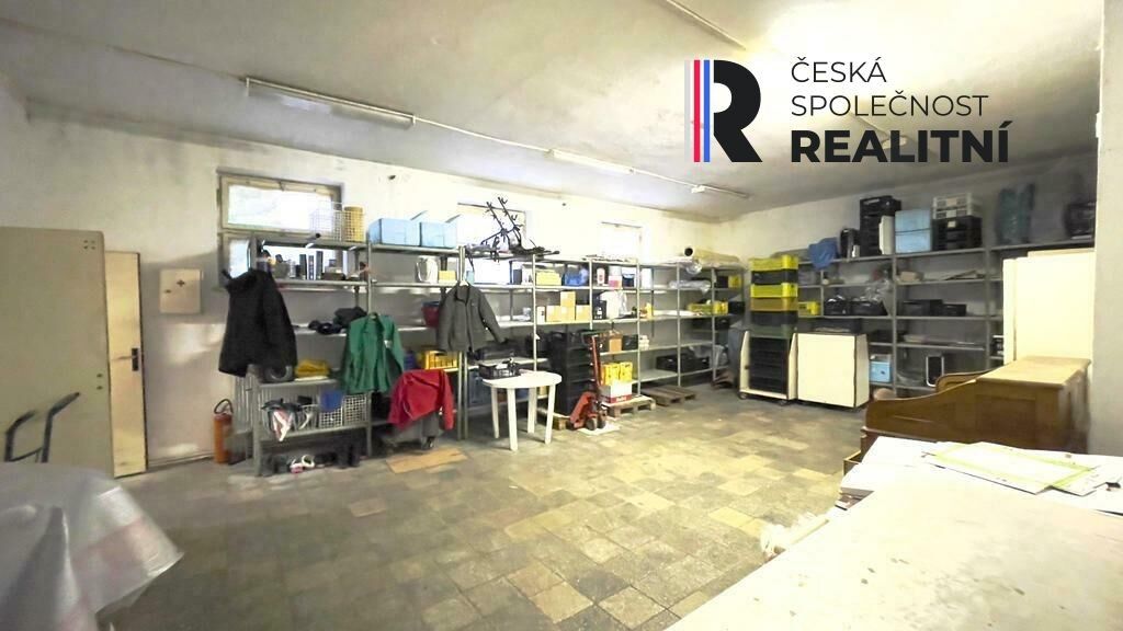 Prodej obchodní prostory - Dasnice, 300 m² - 5