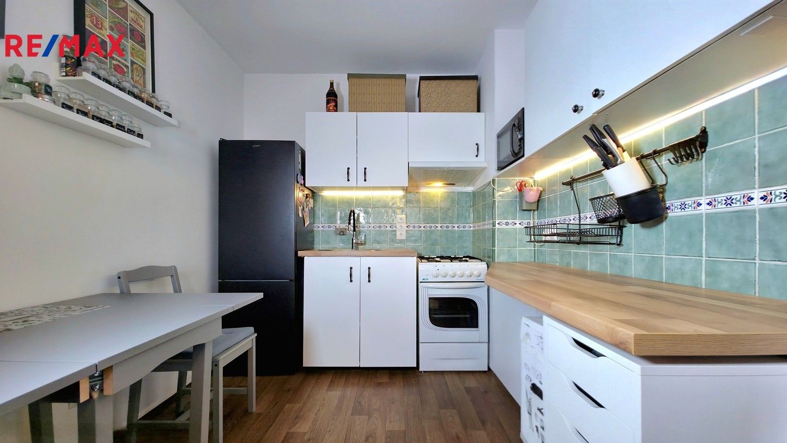 Prodej byt 2+kk - Sportovní, Mělník, 40 m²