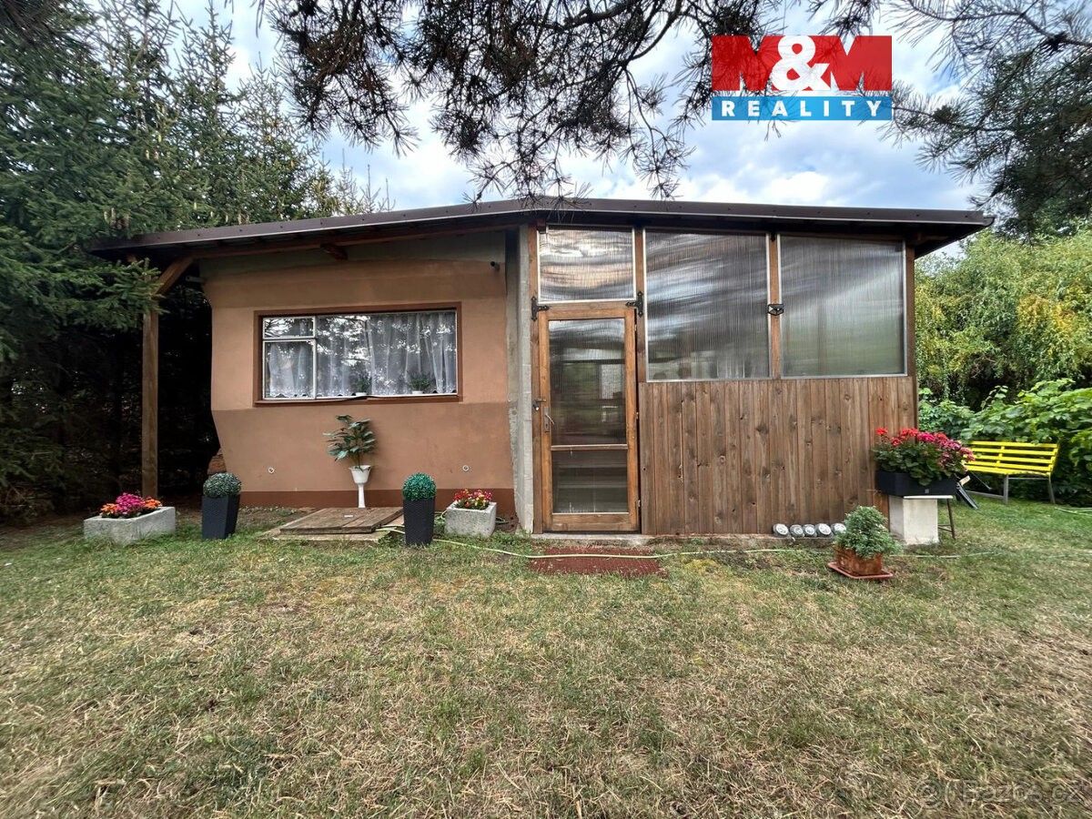 Zahrady, Kadaň, 432 01