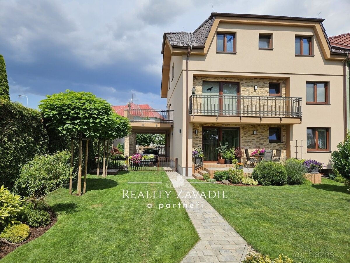 Rodinné domy, Praha, 165 00