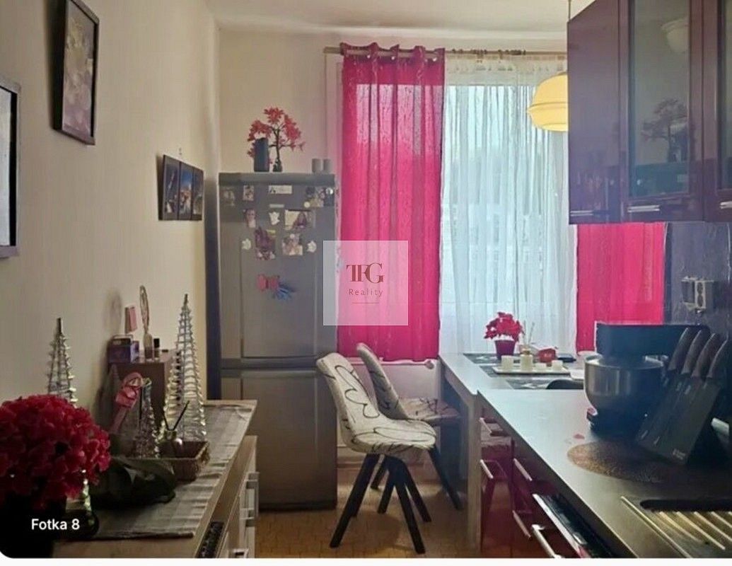 3+1, Jindřicha Plachty, Ústí nad Labem - Mojžíř, 78 m² - 2