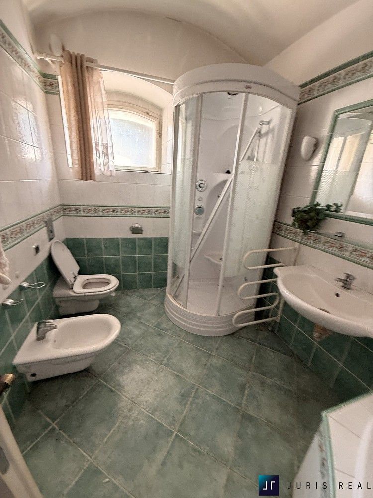 Prodej byt 2+kk - Praha - Benice, okres Praha 22, Hlavní město Praha, 45 m² - 5