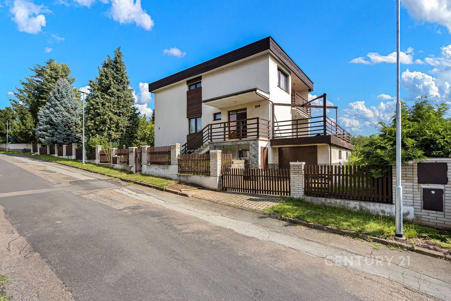 Rodinný dům, 321 m²