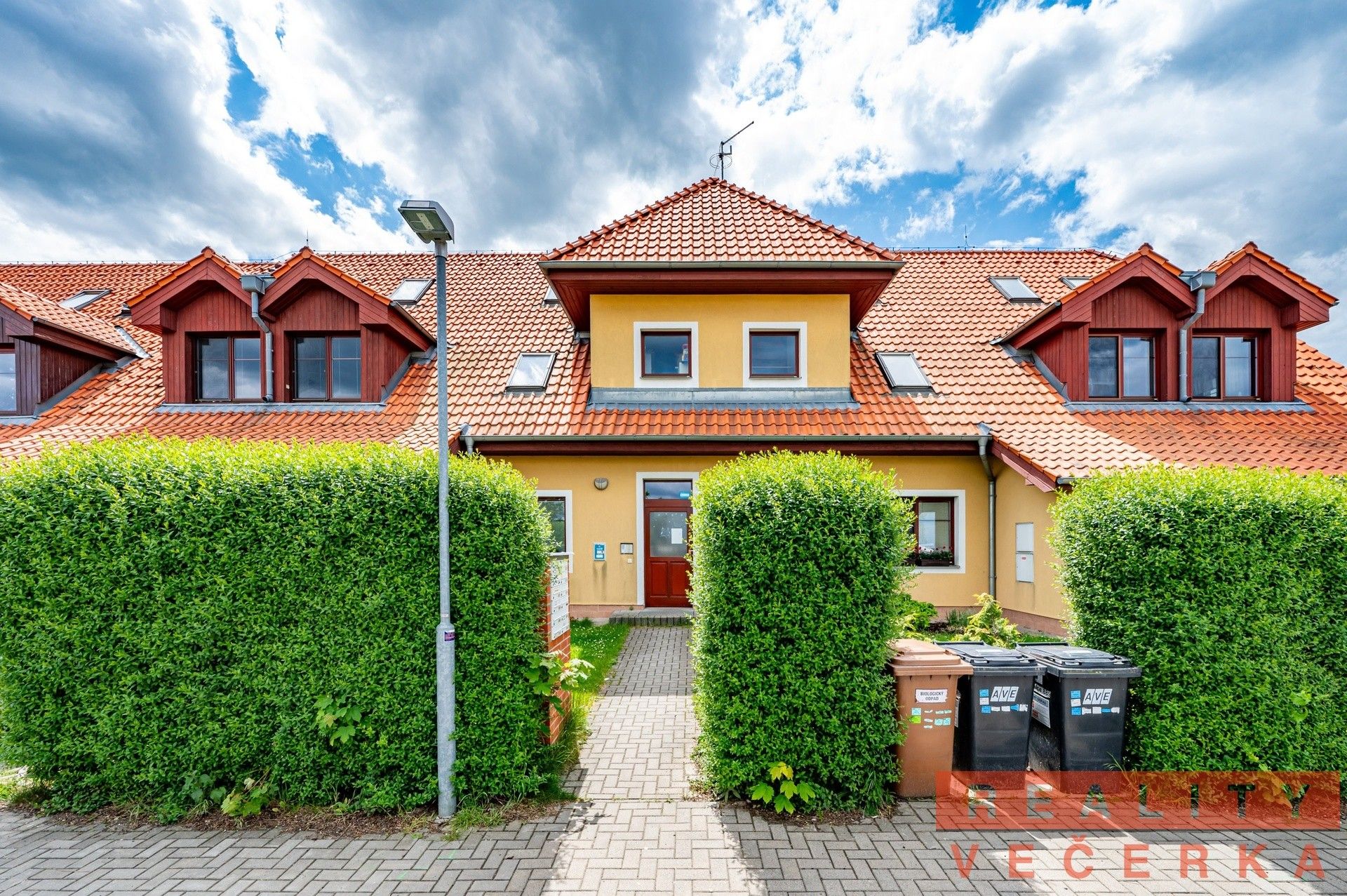 Prodej byt 2+kk - K Šátalce, Jesenice, 50 m²