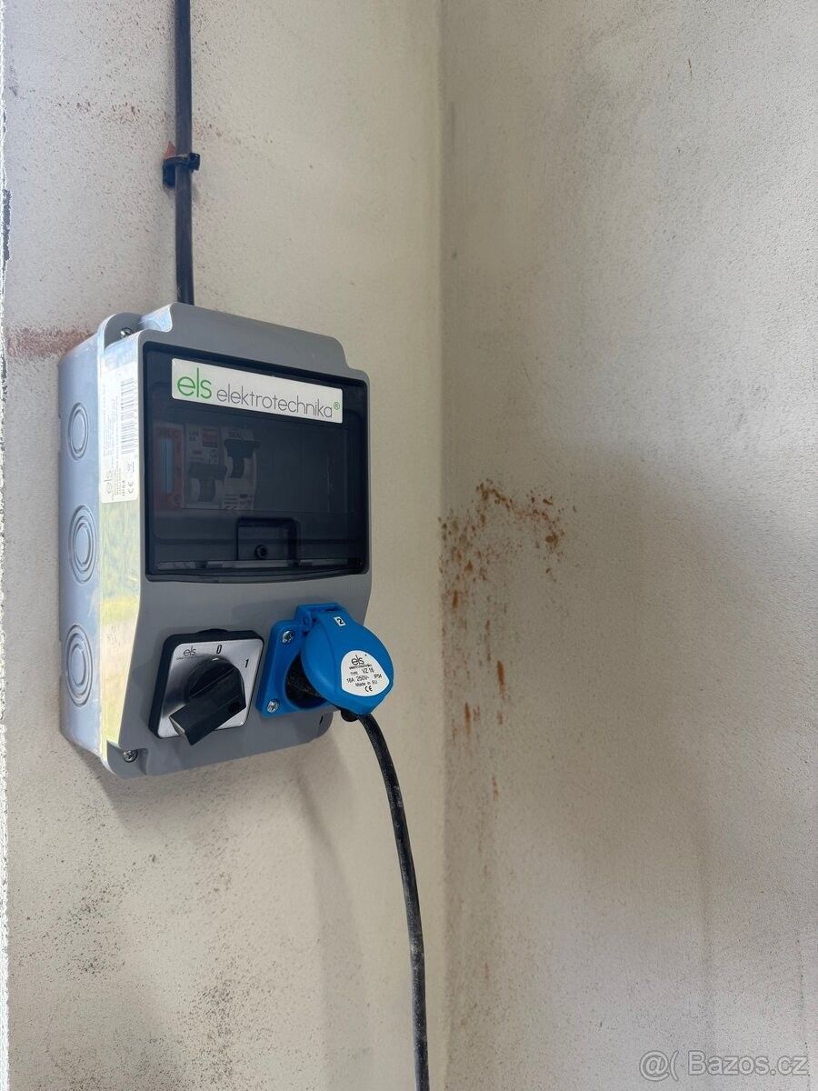 Pronájem garáž - Krupá, 270 09