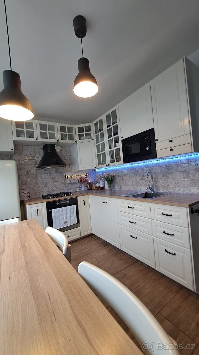 Prodej byt - Bruntál, 792 01