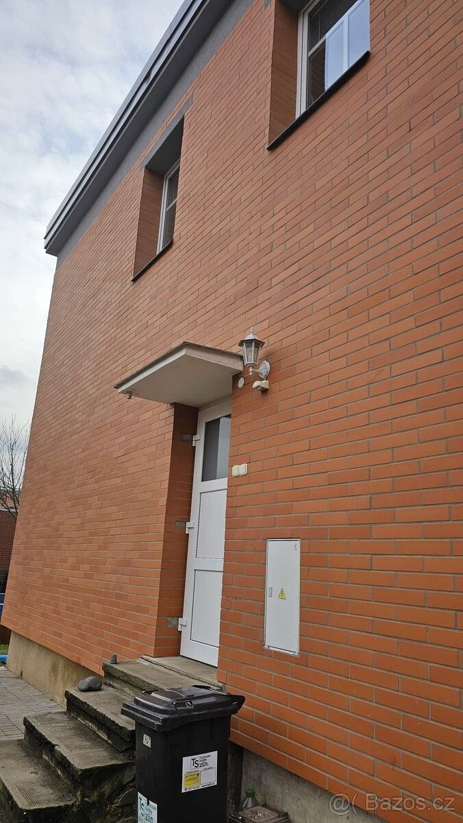 Pronájem rodinný dům - Zlín, 760 01