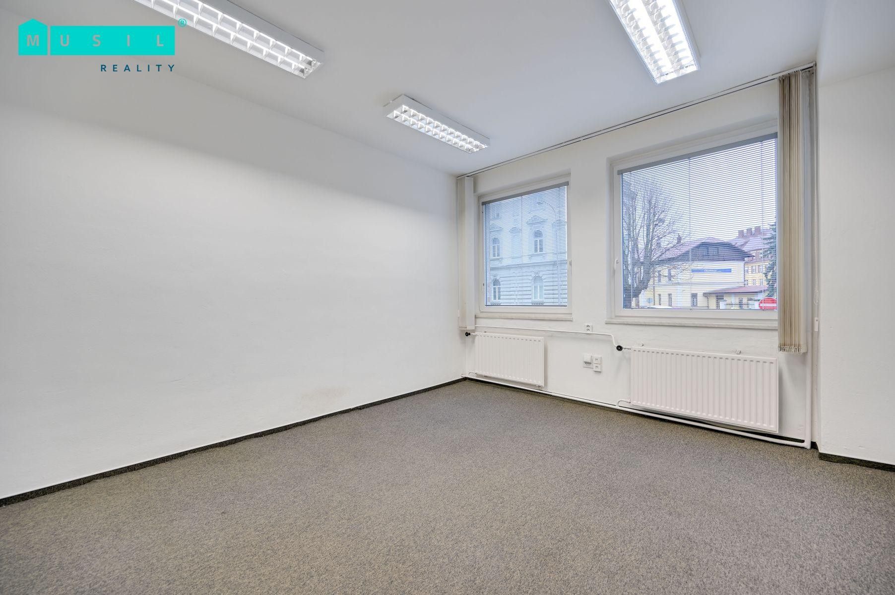 Pronájem kancelář - Krapkova, Olomouc, 20 m²