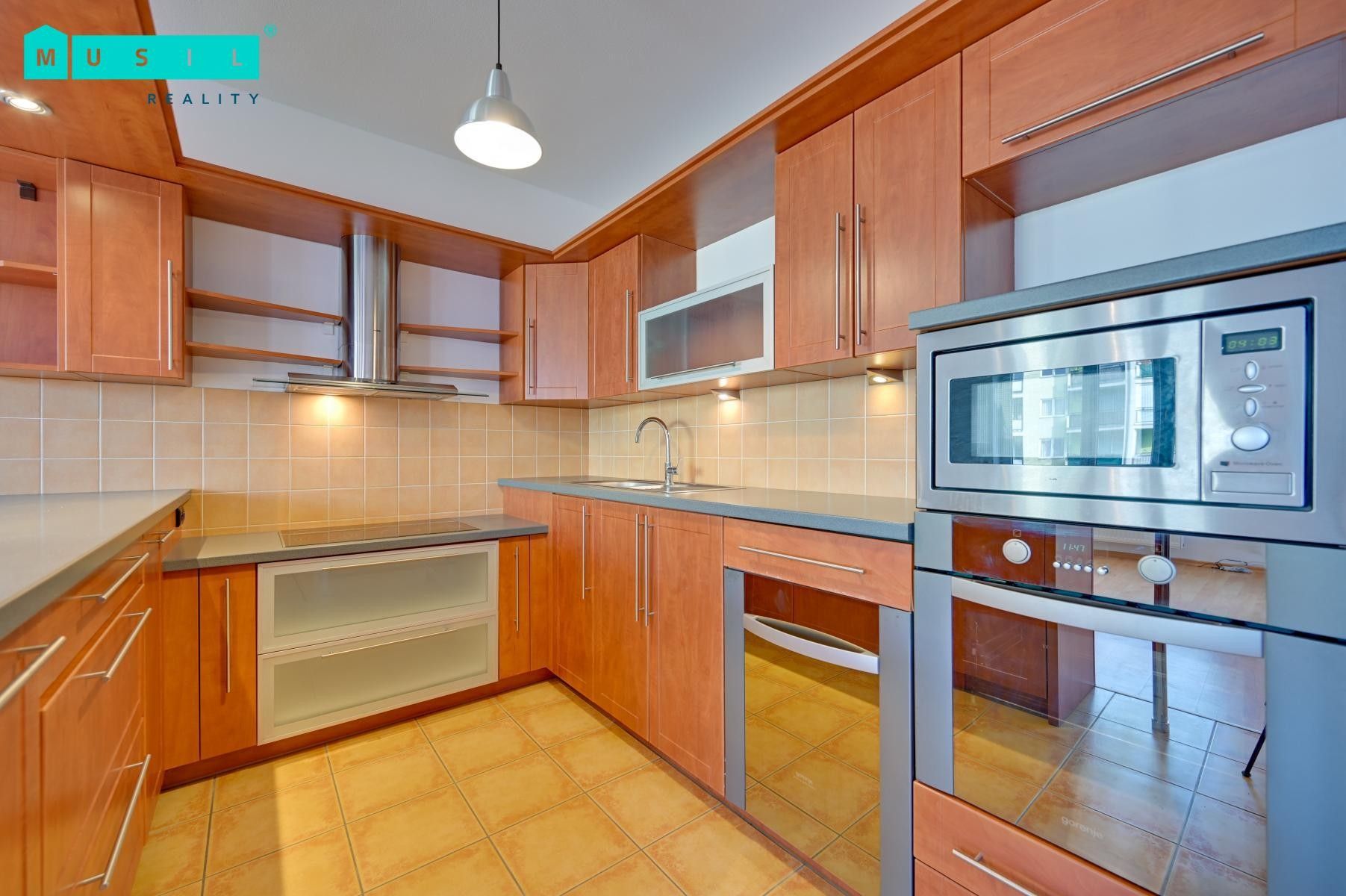 3+kk, Peškova, Olomouc, 97 m²