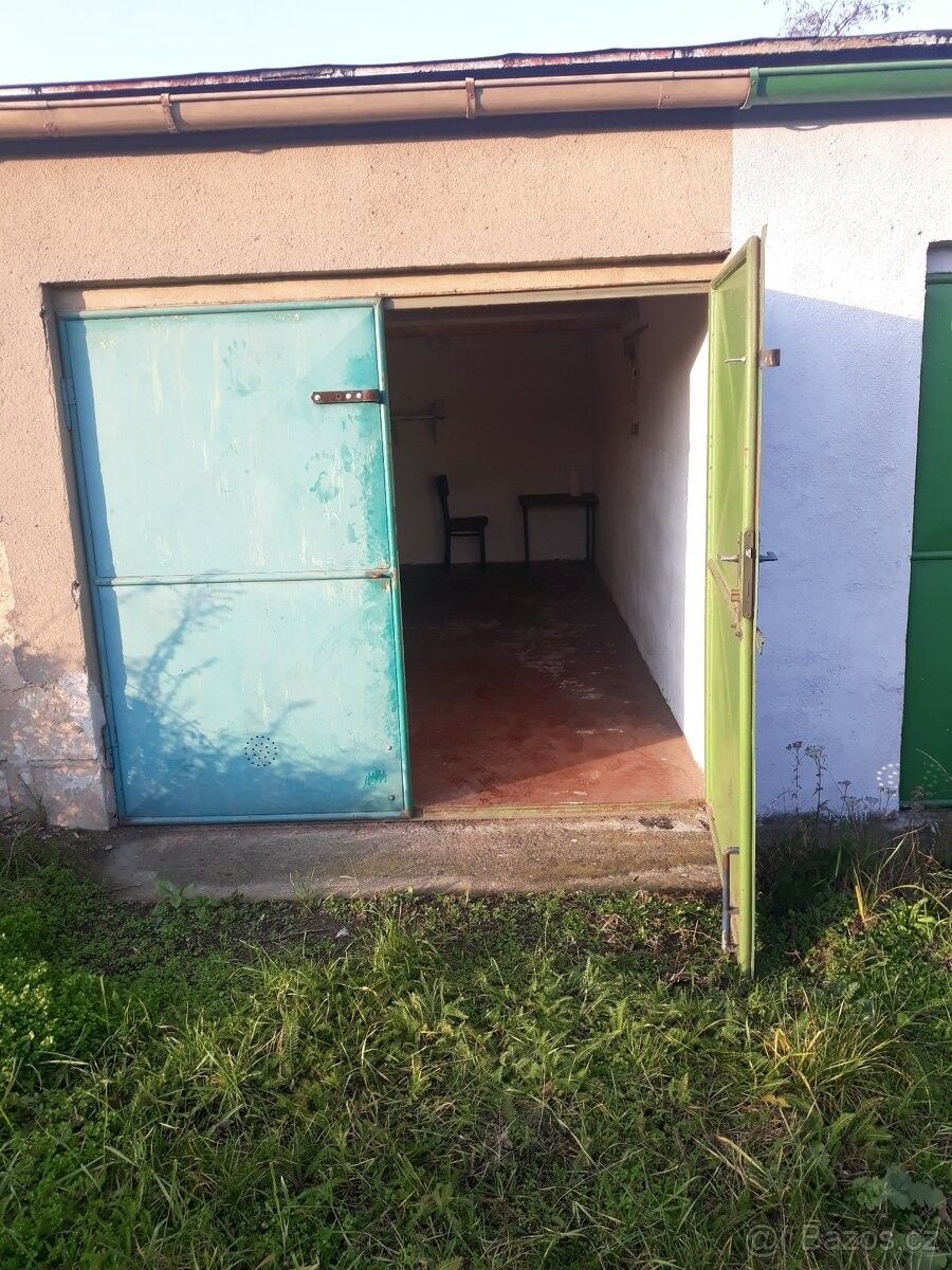 Garáže, Mladá Boleslav, 293 01