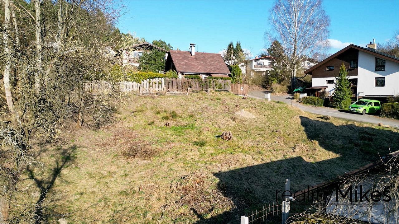 Pozemek pro bydlení, 673 m²