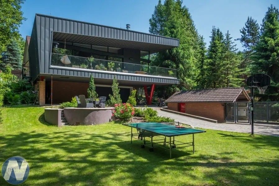 Rodinné domy, 987 65, Slovensko