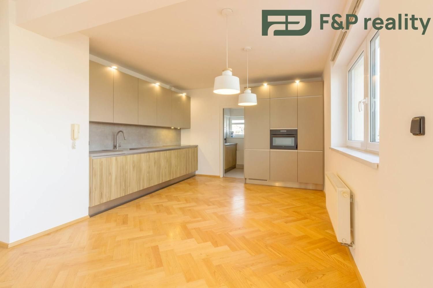 Pronájem byt 4+kk - Mládeže, Praha, 127 m²