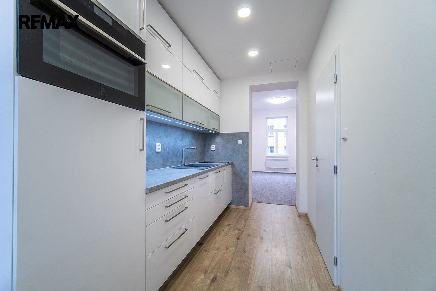 Pronájem byt 1+1 - Praha - Libeň, okres Praha 9, Hlavní město Praha, 31 m² - 5
