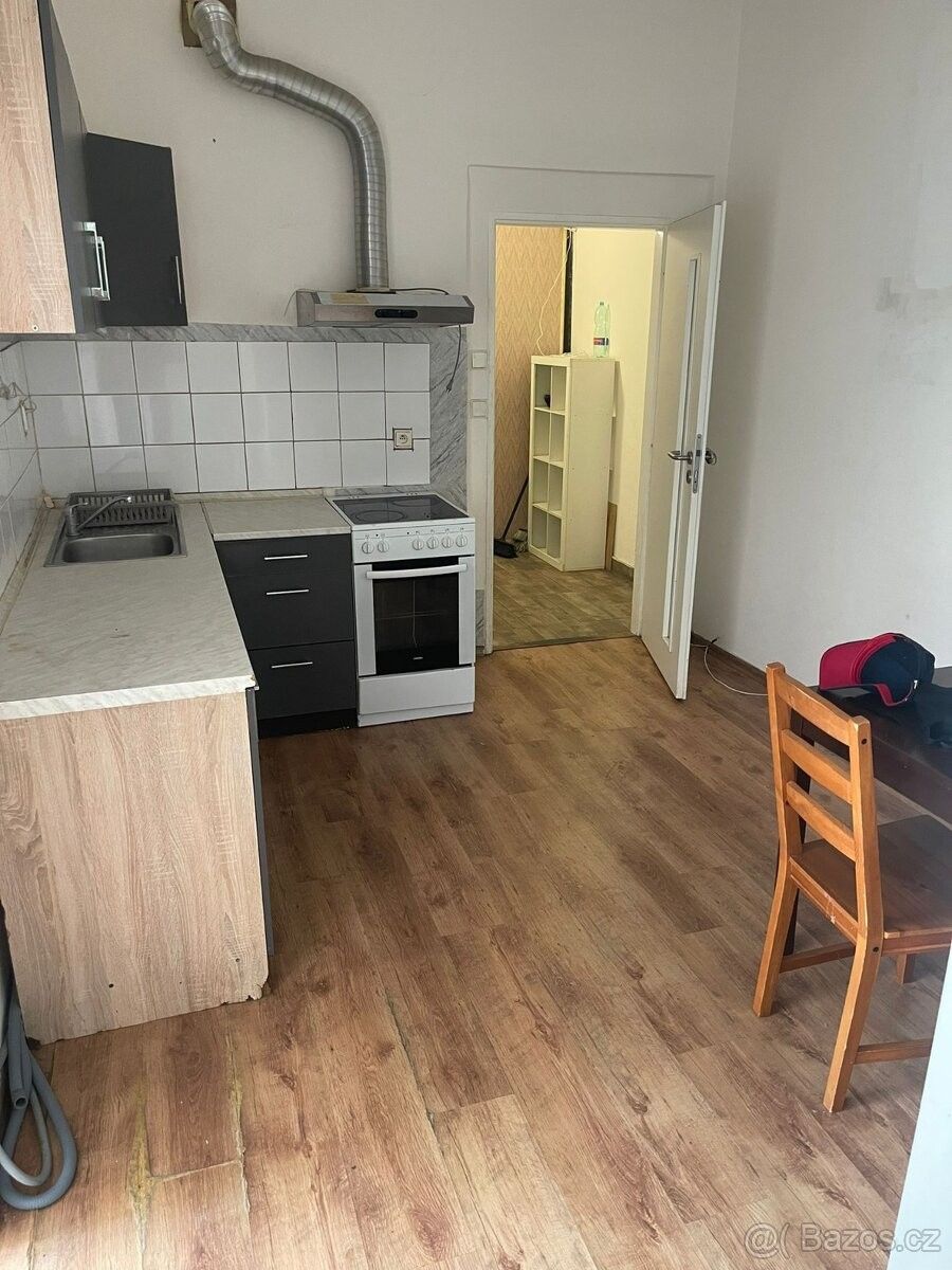 Pronájem byt 2+1 - Praha, 190 00, 2 m²