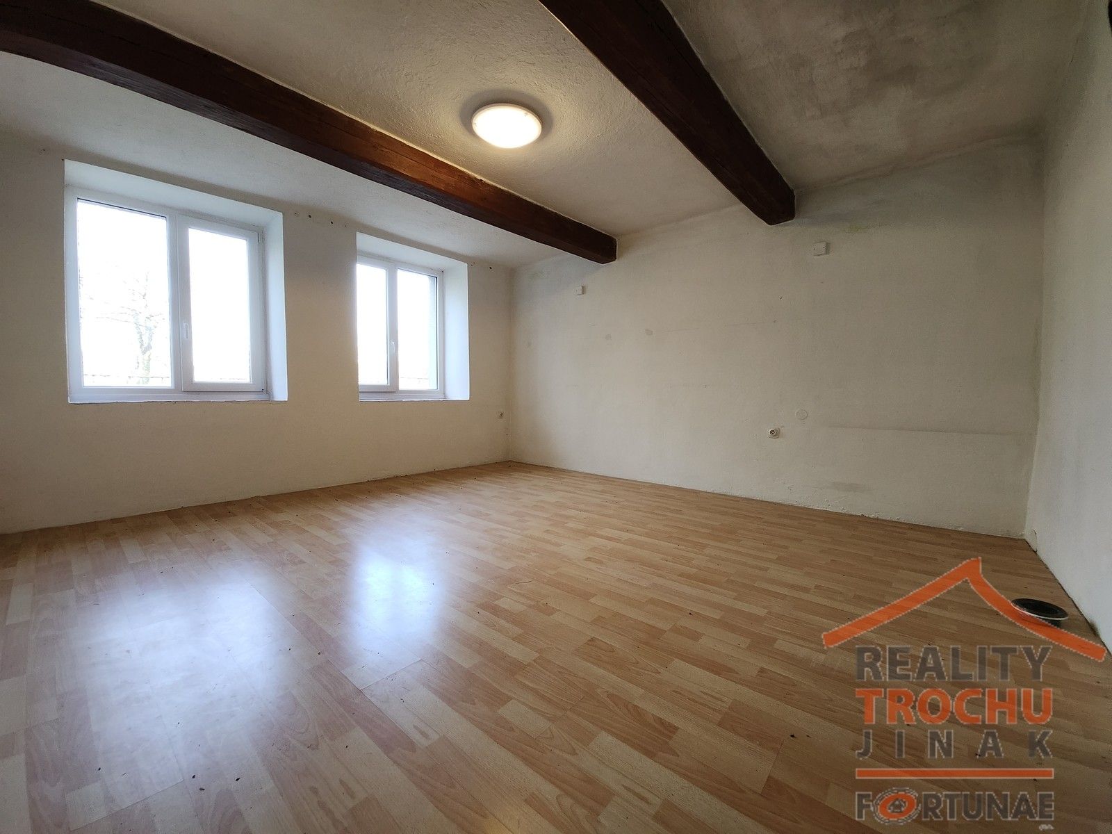 Prodej rodinný dům - Starý Ples, Jaroměř, 110 m²