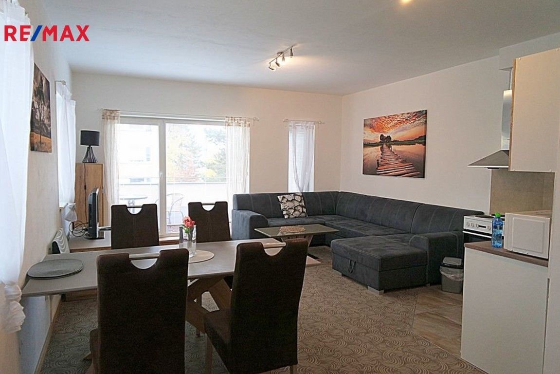 2+kk, Pod Zámečkem, Hradec Králové, 50 m²