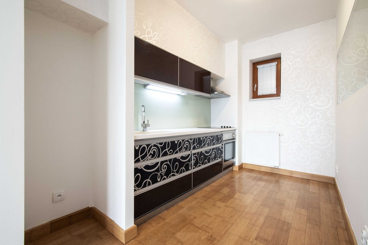 Pronájem byt 2+kk - Jesenice, Praha-západ, 40 m² - 2